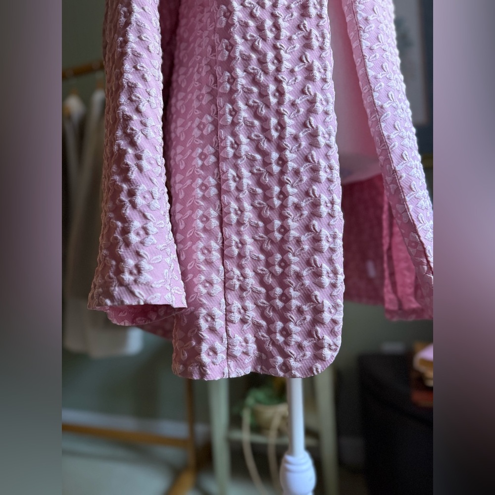 Pink Textured Long Line Open Front Mock Neck Blazer - Picture 4 of 9